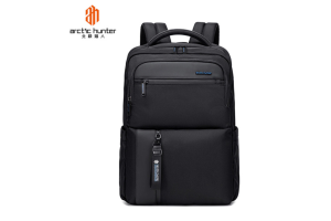 MULTI COMPARTIMENTED BACKPACK B00477